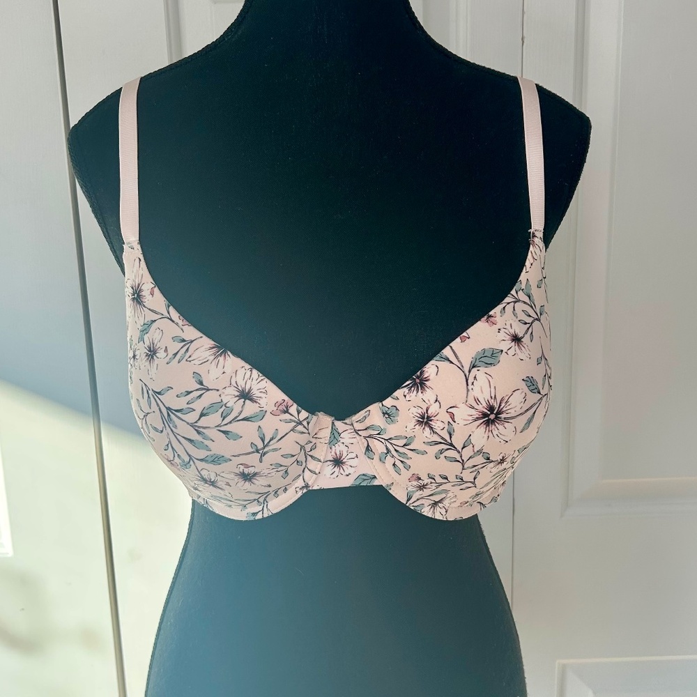 Marilyn Monroe Seamless Floral Print Bra with Convertible Straps 38C